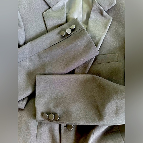 Formal Wear International Coat - Picture 4 of 7